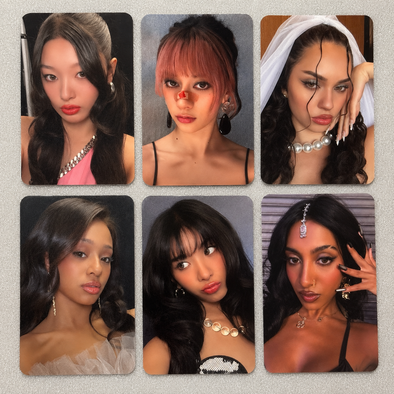 KATSEYE "BEAUTIFUL CHAOS" - Soundwave Lucky Draw Event Photocard