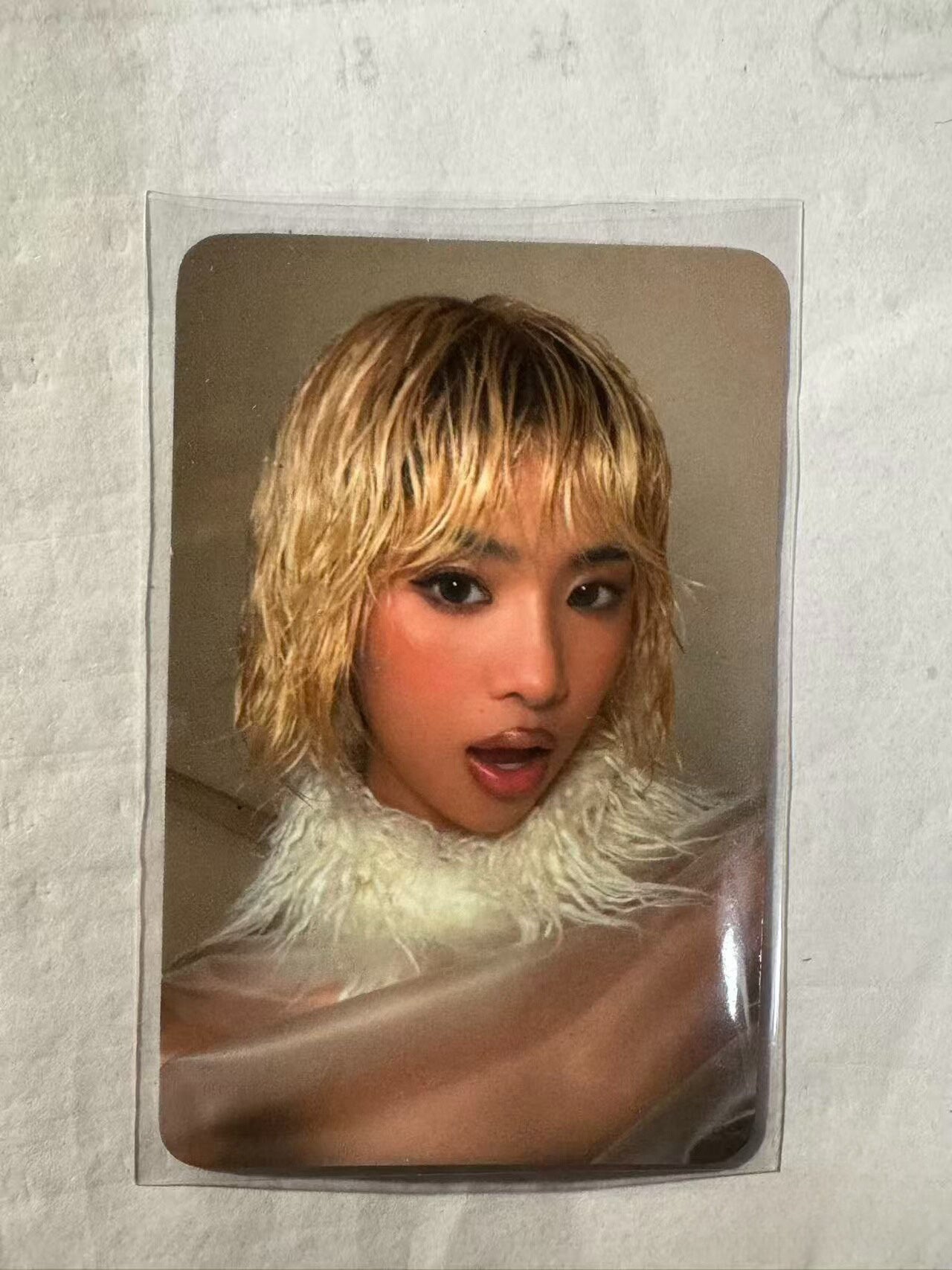 KATSEYE Wild Pinky Up Soundwave POB Lucky Draw Photocard
