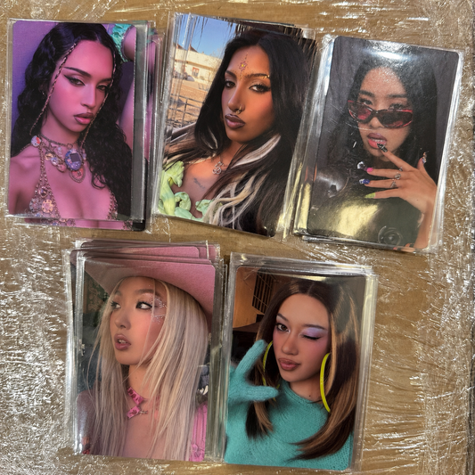 KATSEYE Beautiful Chaos Pinky Up Weverse Offline Fansign Photocard