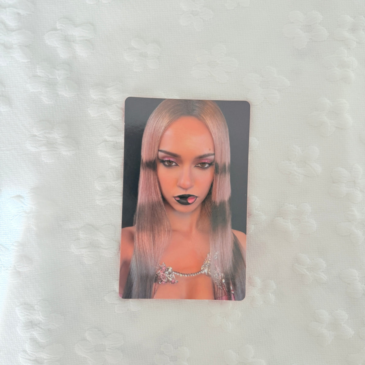 KATSEYE Wild Weverse Shop POB Photocard