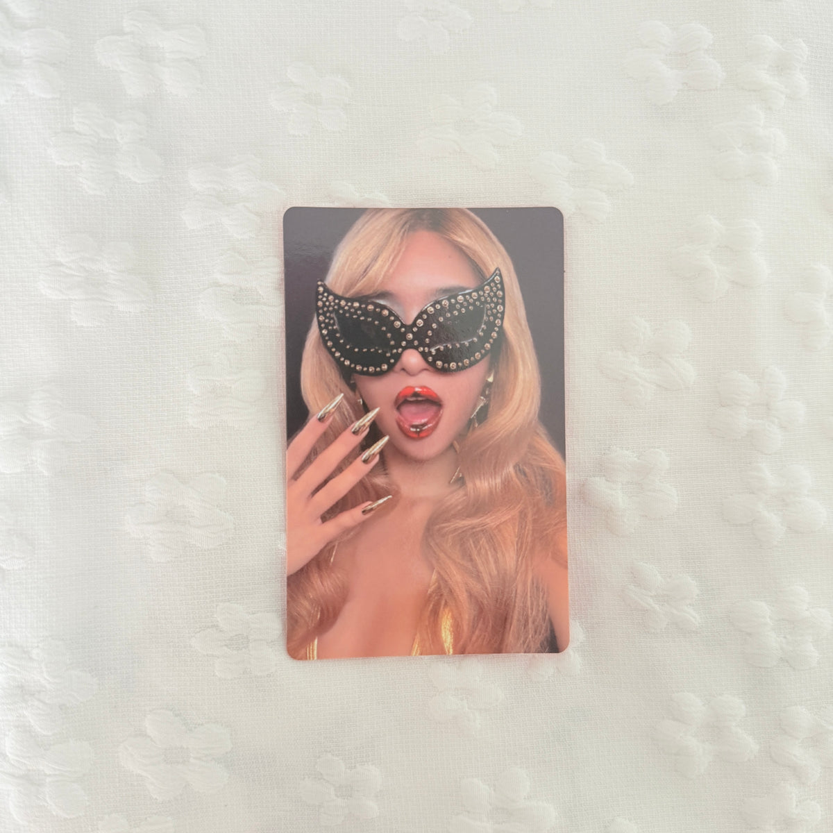 KATSEYE Wild Weverse Shop POB Photocard