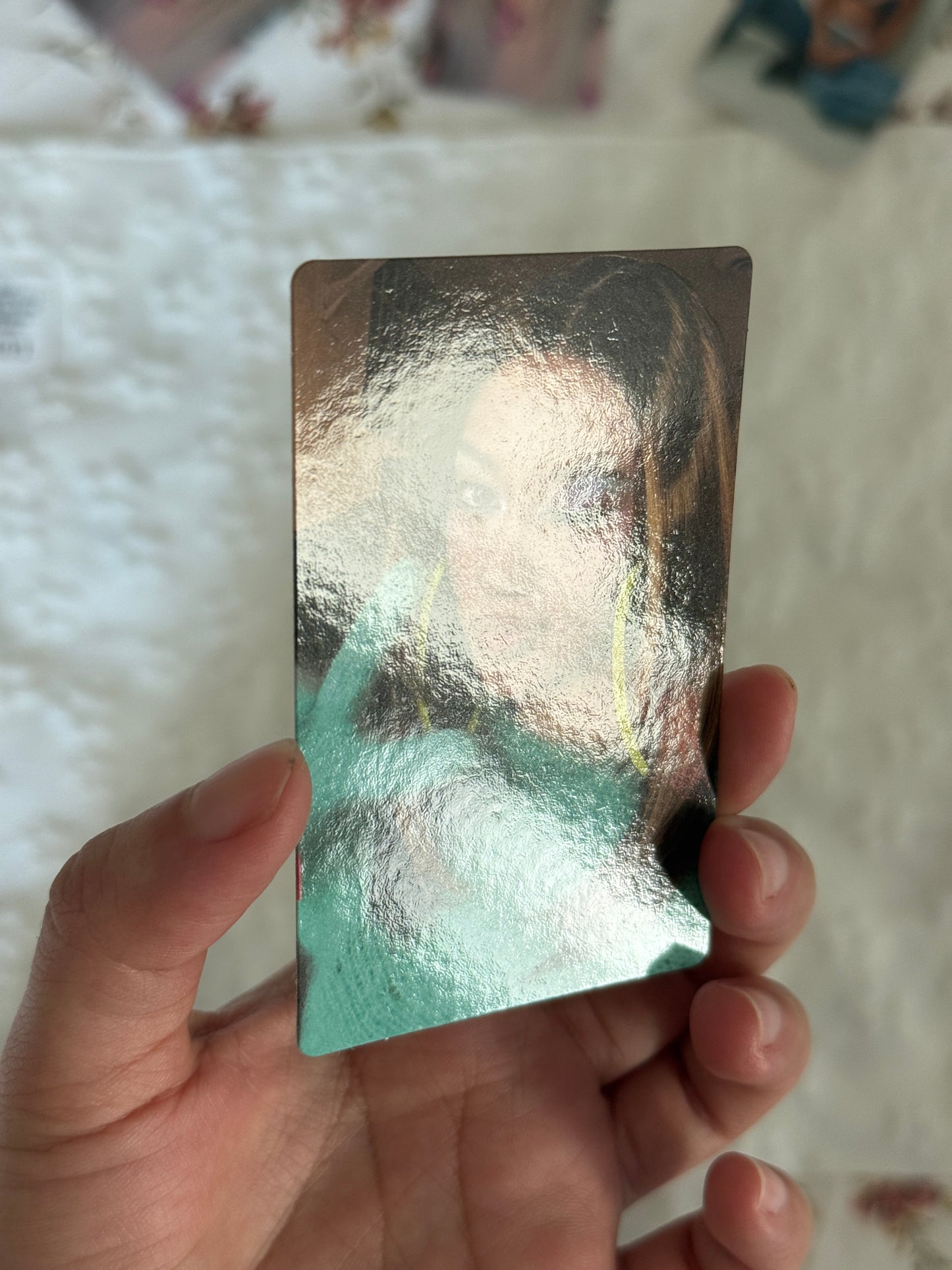 KATSEYE Beautiful Chaos Pinky Up Weverse Offline Fansign Photocard