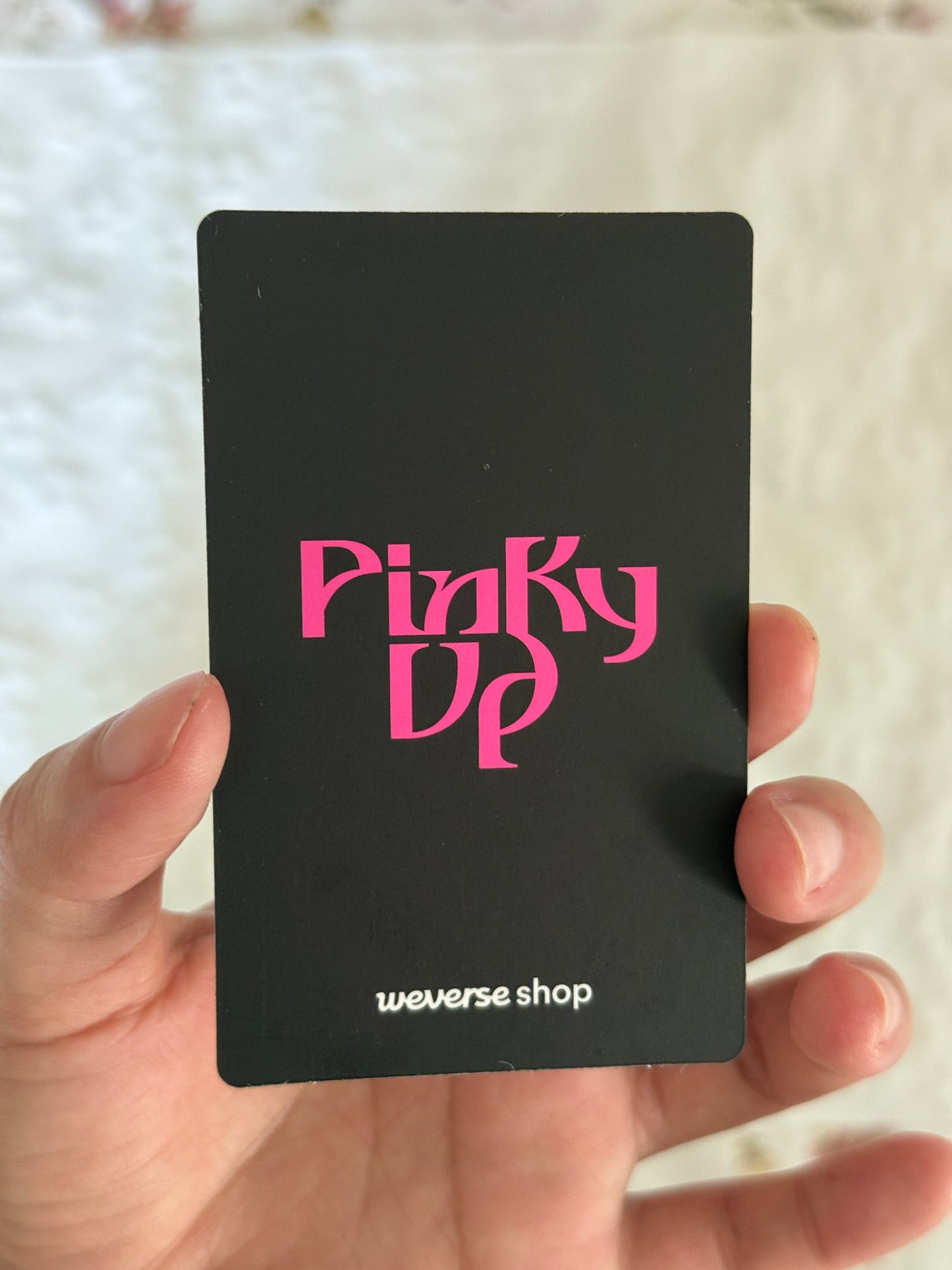 KATSEYE Beautiful Chaos Pinky Up Weverse Offline Fansign Photocard